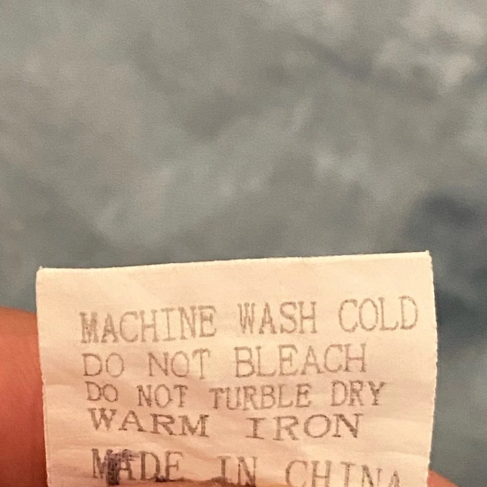 DONATING 5/15/25|⭐️HP⭐️I THINK I’M GONNA KICK IT WITH MY MOM TODAY - Picture 5 of 6